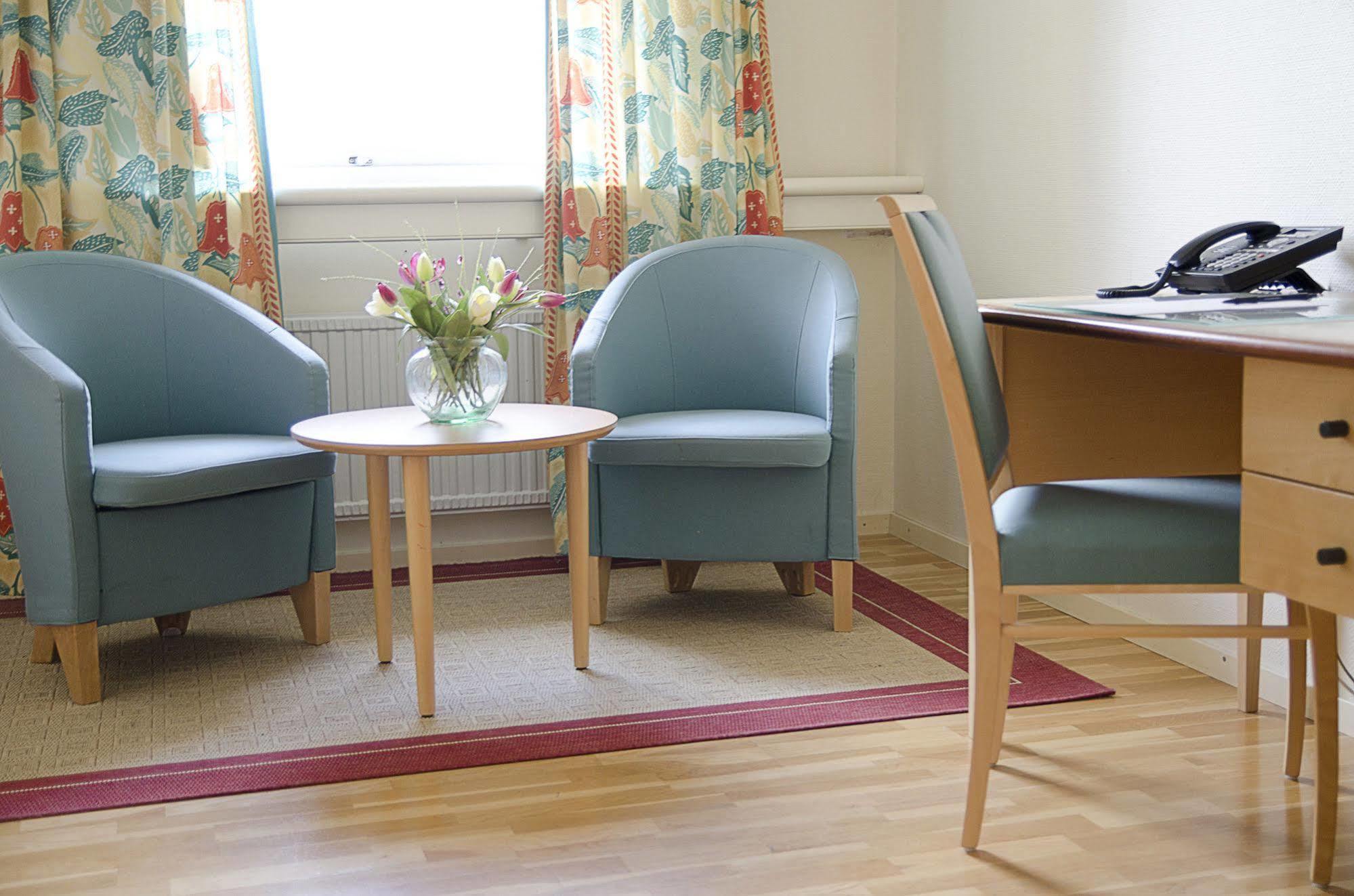 Sunderby Folkhoegskola Hotell & Konferens Luleå Kültér fotó